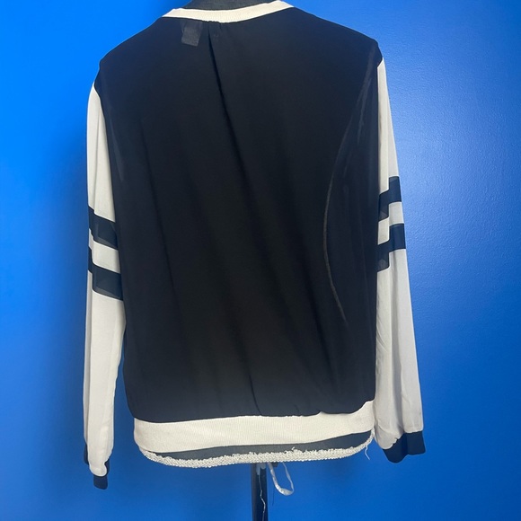 Stripe Black & cream See Through Over Top - Picture 4 of 5